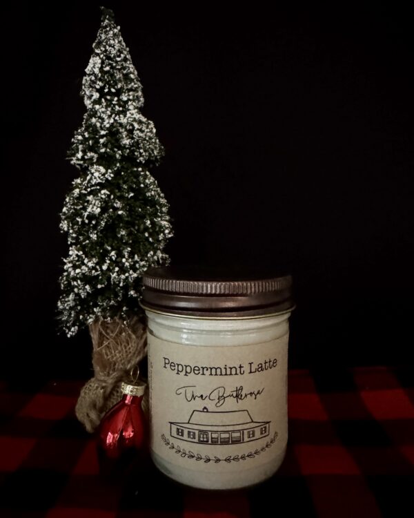Peppermint Latte - Half Pint Size Mason Jar Candle
