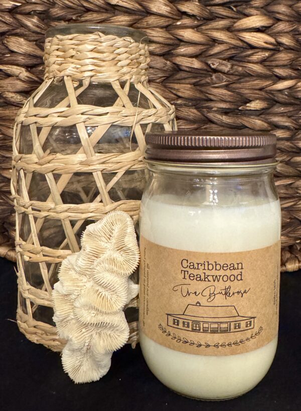 Caribbean Teakwood - Pint Size Mason Jar Candle